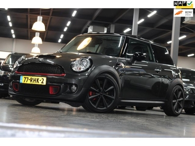 Mini Mini 1.6 Cooper S TURBO184PKPANOXENONLEER