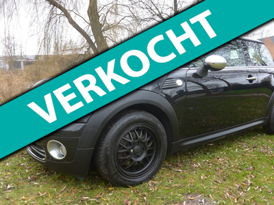 MINI MINI 1.6 Cooper*airco*pdc*6bak*weinig km's*1ste eigenaar