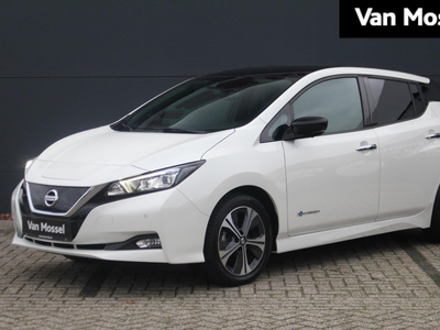 NISSAN LEAF Tekna 40 kWh 150Pk | Bose Geluidsysteem | Navigatie | Climate Control | Parkeersensoren & 360 camera | Lederenbekleding | Stoel & Stuurverwarming | Voorverwarming | €2000 Subsidie Mogelijk ! |