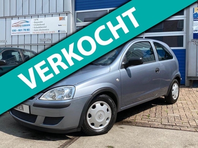 Opel Corsa 1.0-12V Essentia / Stuurbekrachtiging / Weinig KM / Nwe APK /