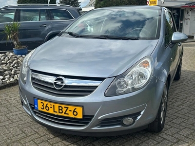 Opel Corsa 1.2-16V '111' Edition 2010 1E Eigenaar 13.000 KM!