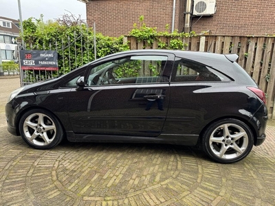 Opel CORSA 1.6-16V GSI