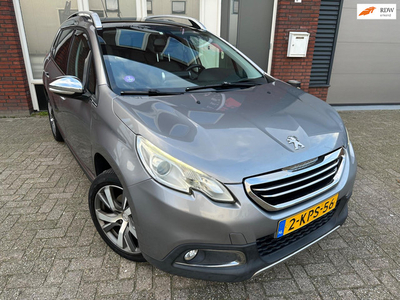 Peugeot 2008 1.6 VTi Féline / Pano / Navi / Leder / PDC / Cruise