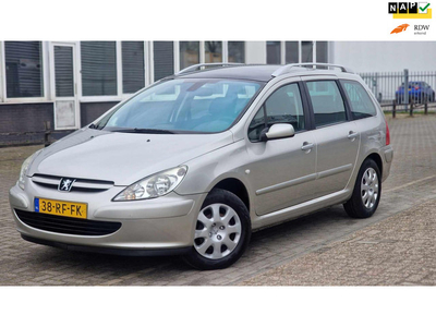 Peugeot 307 SW 1.6 16VPremium/Airco/Pano/Trekhaak/APK!