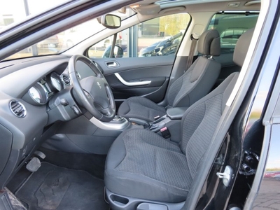 Peugeot 308 1.6 Turbo Aut. Ecc Navi Pano Trekhaak 2008