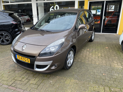 Renault Scénic 2.0 Dynamique NAVIGATIE AIRCO TREKHAAK LICHTM.VELGEN