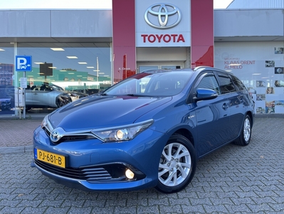 TOYOTA AURIS Touring Sports 1.8 Hybrid Dynamic Go | Trekhaak | Navi | Clima | Cruise