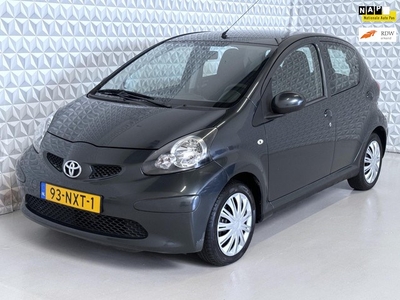 Toyota Aygo 1.0-12V 5drs APK 04-2025 + 1 maand garantie!