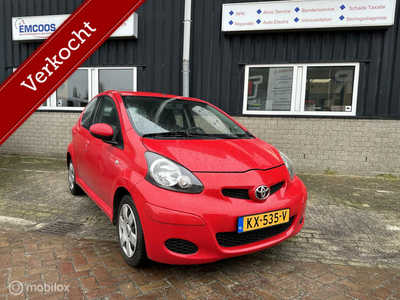 Toyota Aygo 1.0-12V Access * Stuurbekr ** Elekt Ramen ** 5 Deurs