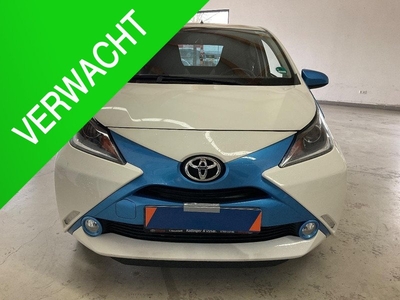 Toyota Aygo 1.0 VVT-i x-play