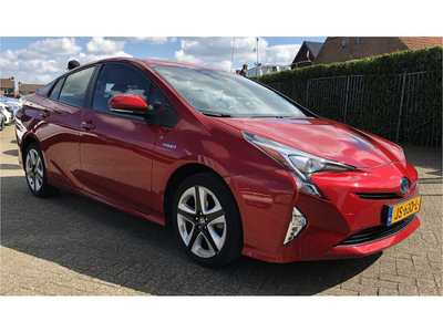 Toyota Prius 1.8 Dynamic Head-up/Xenon/Stoelverw/Leer/Lane assist/Adaptive 272