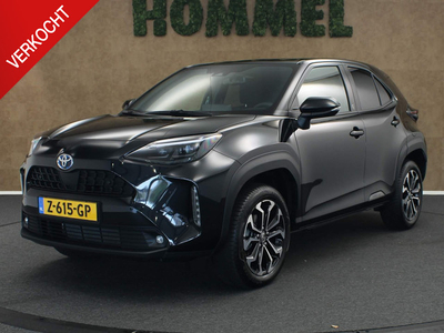 Toyota Yaris Cross 1.5 Hybrid Dynamic Plus NAVIGATIE - STOELVERWARMING - DRAADLOZE TELEFOONLADER - PDC VOOR EN ACHTER