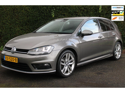 Volkswagen Golf 1.4 TSI ACT R-Line - Navigatie - Xenon - LM velgen - 1/2 Leder - Cruise Control - Stoelverwarming - Massagestoel