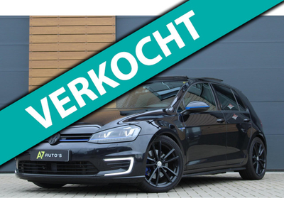 Volkswagen Golf 1.4 TSI GTE/PANO/KEYLESS/FRONT ASSIST/NAP/VOL!