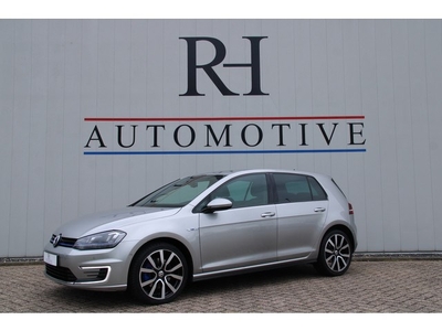 Volkswagen Golf 1.4TSI GTE Automaat - Leer - 18'' -