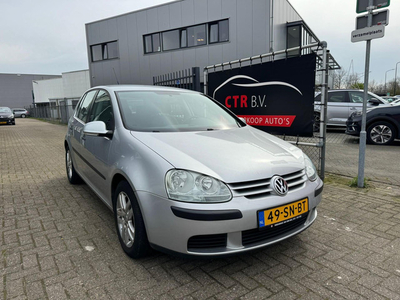 Volkswagen Golf 1.6 FSI Turijn *AUTOMAAT* NIEUWE APK:06-2025!