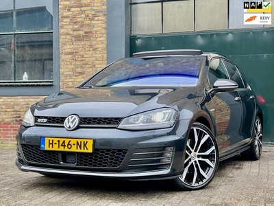 Volkswagen Golf 2.0 TDI GTD DSG +Schuifkanteldak + Cruise