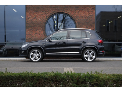 Volkswagen Tiguan 1.4 TSI 160pk R-Line Edition Panoramadak, Trekhaak, Navigatie, Xenon