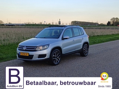 Volkswagen Tiguan 1.4 TSI Sport&Style Trekhaak Pano