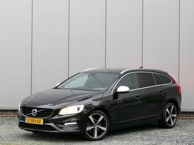 Volvo V60 T3 R-Design 12 MND Garantie Navi / Bluetooth /