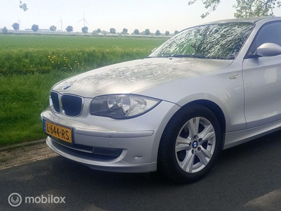 BMW 1-serie 116i Introduction