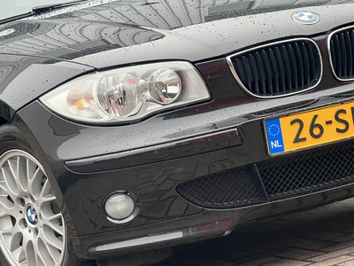 BMW 1-serie 116i Sportline - Black Sapphire Metallic - Nieuwstaat