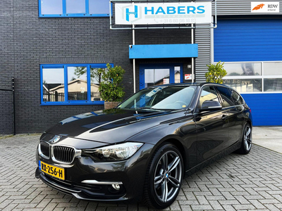 BMW 3-serie Touring 320d EDE Centennial High Executive 163PK|Facelift|Navi|Leder|Automaat|Trekhaak|Head-UP|Cruise|Clima|DAB+|PDC