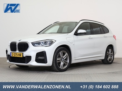 BMW X1 xDrive25e eDrive 220pk Hybrid Executive M Sport ECC NAVI.PROF LED 1/2ZWART/GRIJS.SPORT.LEDER STOELVERW. DAB+ SHADOWLINE R.R.ZWART D.GLAS ZW.HEMEL PDC ALARM CRUISEC. 18''