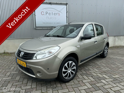 Dacia Sandero VERKOCHT 1.2 Ambiance 2009 / Airco / Parkeersensoren / 4seizoensbanden / 2e eigenaar NAP