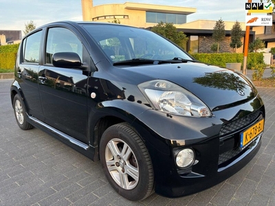 Daihatsu Sirion 2 1.3-16V sport airco nwe a.p.k. 101000 km ! elek, ramen