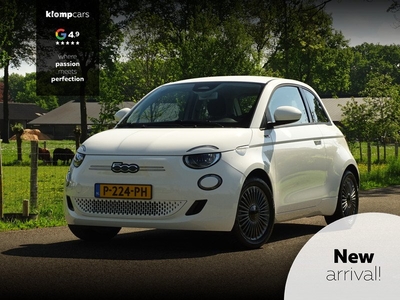 Fiat 500 Action 24 kWh | PDC | Lichtmetaal | 1e Eig | Bluetooth | Cruise