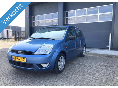 Ford Fiesta 1.4-16V Ghia Airco,Pdc,Schuifdak,..