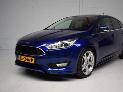 Ford Focus 1.5 150PK Titanium Edition ST SPORT ORG.NED / NAVI / NAP / SFEERVERLICHTING / XENON