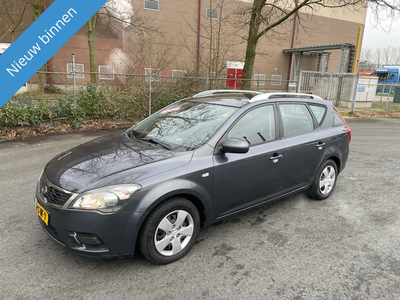 Kia cee'd 1.4 CVVT X-tra ZEER NETTE AUTO RIJD EN SCHAKELT PERFECT