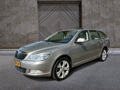 Škoda Octavia Combi 1.8 TSI Elegance Business Line