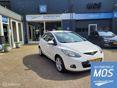 Mazda 2 1.3hp S-VT Executive clima/trekhaak VERKOCHT!!!