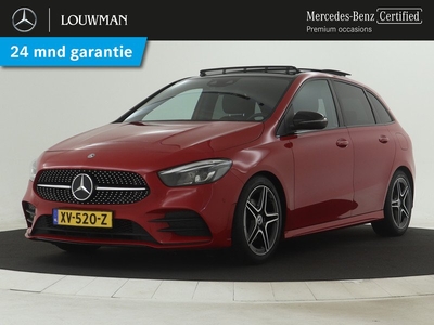 Mercedes-Benz B-Klasse 180 Business Solution AMG | Panorama Schuif-kanteldak | Apple Carplay | Android Auto | Trekhaak | Augmented Reality | Inclusief 24 maanden MB Certified garantie voor Europa.