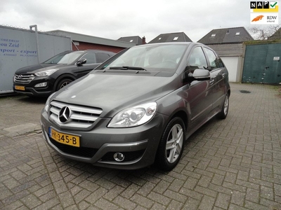 Mercedes-Benz B-klasse 200 AUT LEER NAVI CLIMA