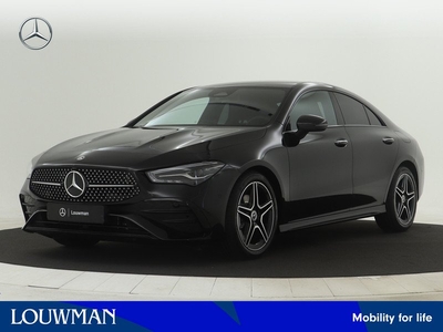 Mercedes-Benz CLA-Klasse 180 Star Edition AMG Line | Nightpakket | KEYLESS GO-comfortpakket | Parkeerpakket met achteruitrijcamera | USB pakket plus | Sfeerverlichting | Verwarmde stoelen vooraan | Draadloos oplaadsysteem voor Smartphone |