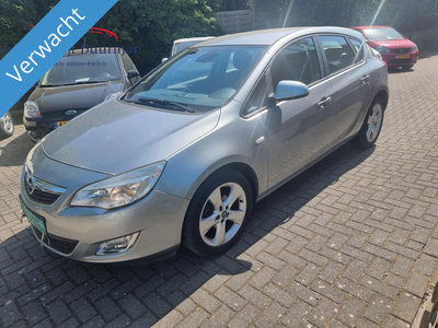 Opel Astra 1.6 Edition/NWE DISTR/DEALER OHDN/CLIMAT/CRUISE ETC