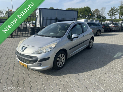 Peugeot 207 1.4 Color-line