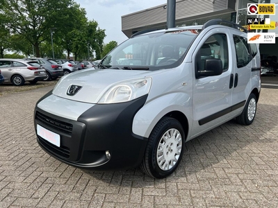 Peugeot Bipper Tepee 1.4i Airco, trekhaak, PDC, 5 pers., etc.