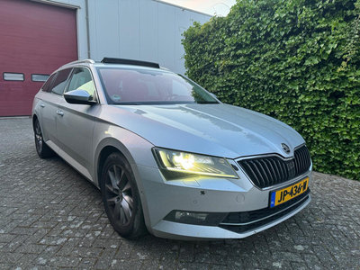 Skoda Superb Combi 1.6 TDI Business (bj 2016) DSG|PANO|MEMORY|XENON|VOL OPTIES!