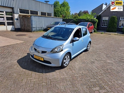 Toyota Aygo 1.0-12V