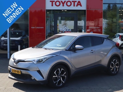 Toyota C-HR 1.8 HYBRID EXECUTIVE BLISS PARK-SENSOREN AD-CRUISE STOELVERW. AFN-TREKHAAK KEYLESS HALF-LEDER