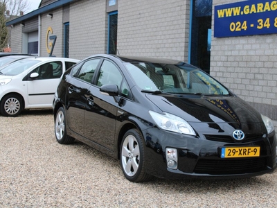 Toyota Prius 1.8 Aspiration Navi Camera