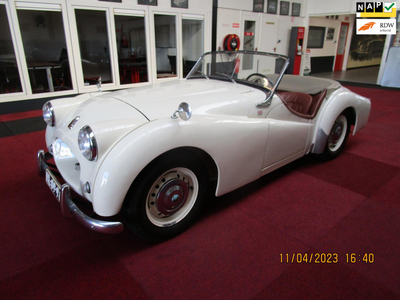 Triumph TR2 Is boddy off gerestaureerd