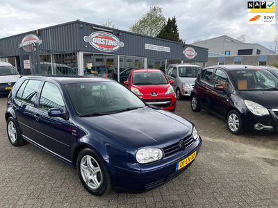 Volkswagen Golf 1.6-16V Oxford(st-bekr,airco,5drs,lmv,bj03,1499,-)