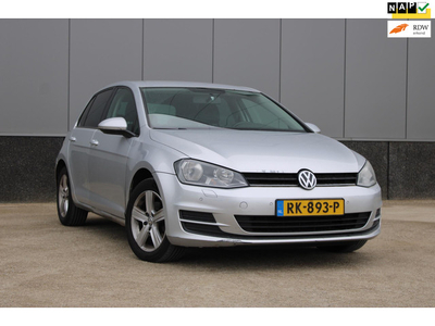 Volkswagen Golf 1.6 TDI Highline DSG, Automaat, Navi!