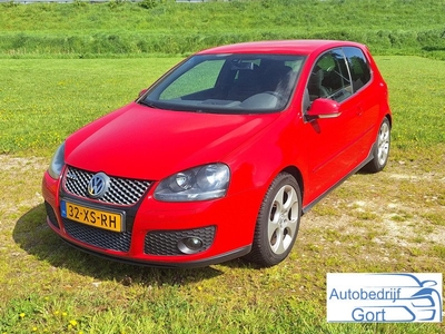 Volkswagen Golf 2.0 TFSI GTI